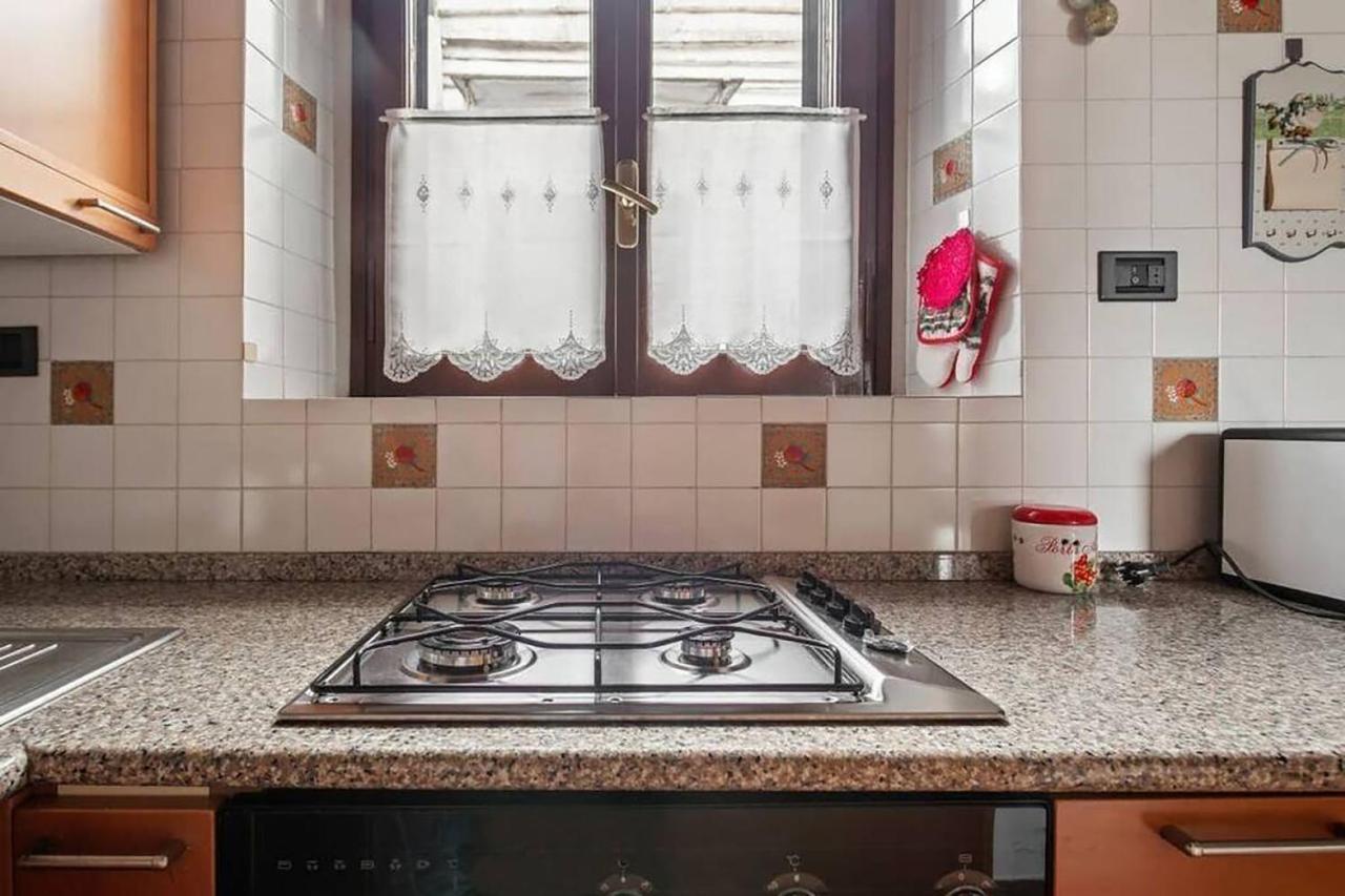 Hostme Colosseum Apartment Rome Exterior photo